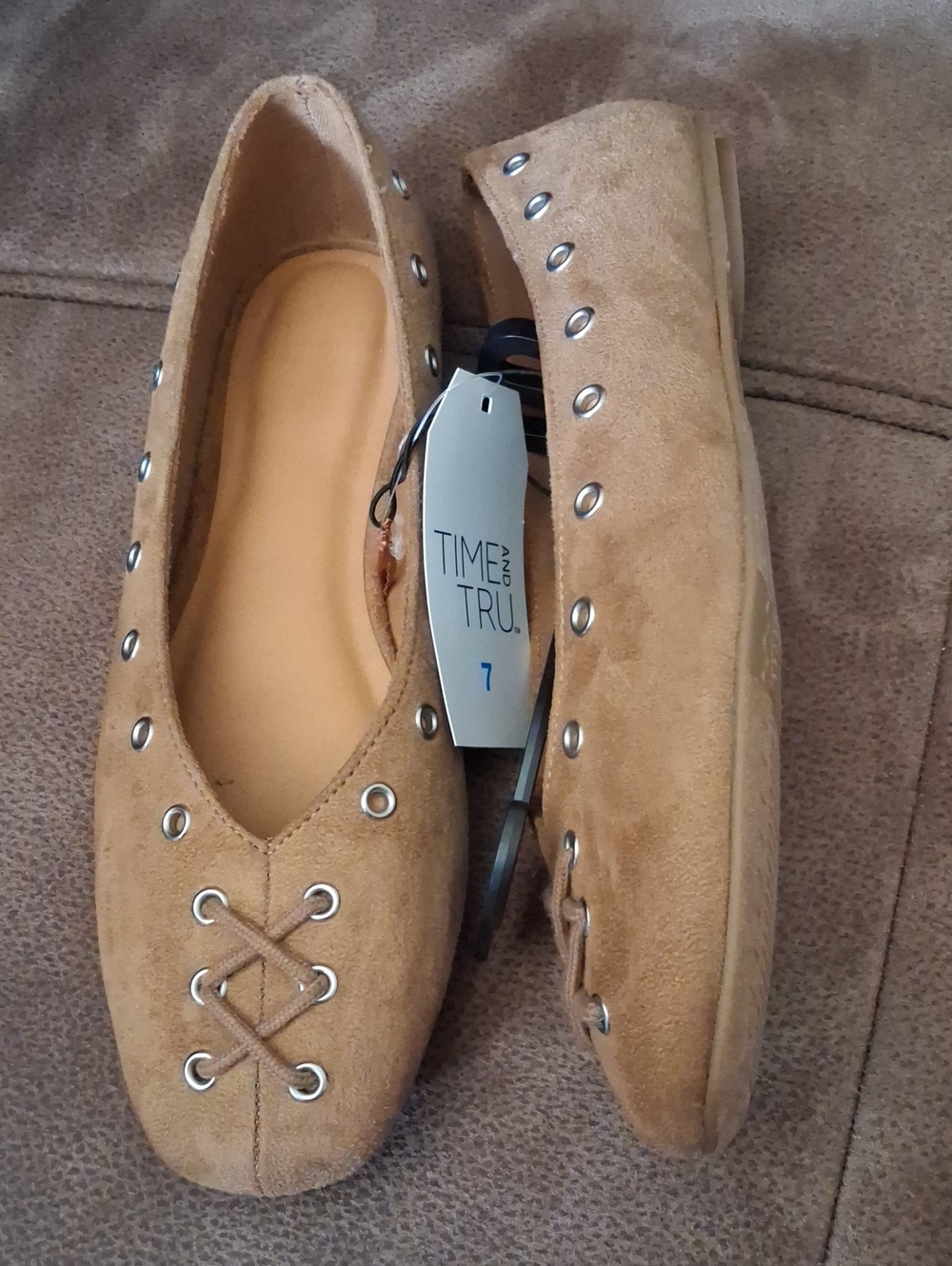 Time And Tru Suede Lace-Accent Women’s Flats Sand Size 7 - Picture 6 of 6
